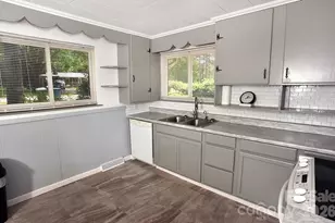709 Sunset Dr, Salisbury, NC 28147 - Photo 9