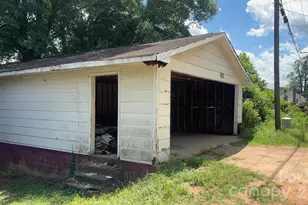 197 Main St, Henrietta, NC 28076 - Photo 13