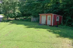 454 Bradley Branch Rd, Whittier, NC 28789 - Photo 13