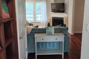 6726 Vlosi Dr, Charlotte, NC 28226 - Photo 3