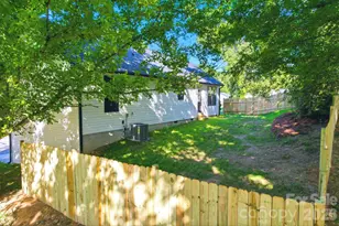 1111 W 7th Ave, Gastonia, NC 28052 - Photo 37