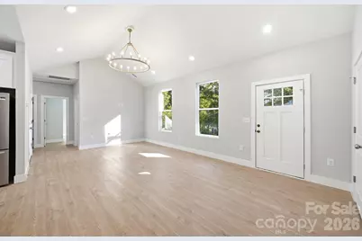 1111 W 7th Avenue, Gastonia, NC 28052 - Photo 5