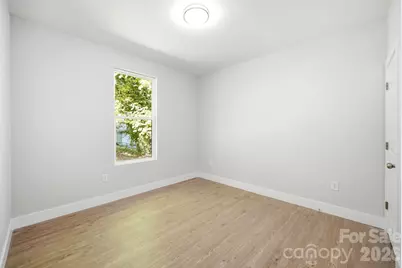 1111 W 7th Avenue, Gastonia, NC 28052 - Photo 17