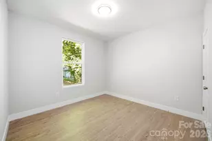 1111 W 7th Ave, Gastonia, NC 28052 - Photo 17