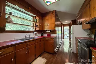 1345 Rock Hill St, Nebo, NC 28761 - Photo 19