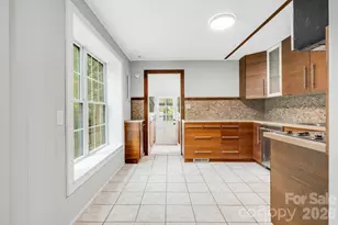 839 Kanuga Rd, Hendersonville, NC 28739 - Photo 9