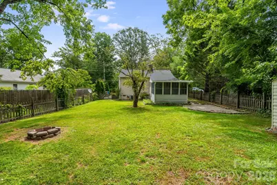 839 Kanuga Road #4, Hendersonville, NC 28739 - Photo 31