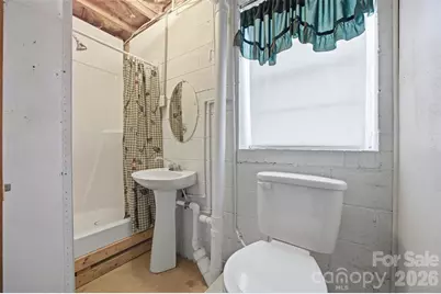 128 Old Hollis Road, Ellenboro, NC 28040 - Photo 15