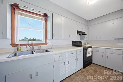 128 Old Hollis Road, Ellenboro, NC 28040 - Photo 5