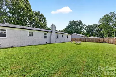 8000 Lawyers Road, Charlotte, NC 28227 - Photo 37
