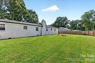 8000 Lawyers Rd, Charlotte, NC 28227 - Photo 37