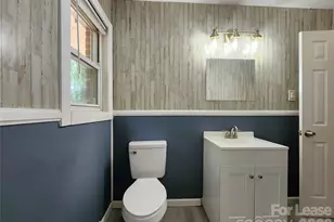 502 S Emerson St, Gastonia, NC 28052 - Photo 9