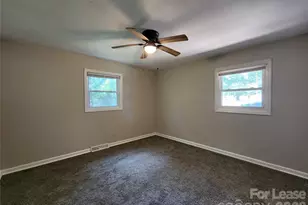 502 S Emerson St, Gastonia, NC 28052 - Photo 11
