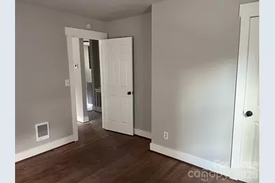 1716 Catherine Simmons Avenue, Charlotte, NC 28216 - Photo 5