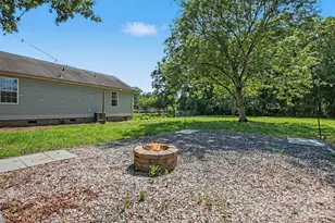 1341 E Cannon Ave, Albemarle, NC 28001 - Photo 11