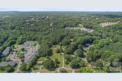 606 Robinson Clemmer Road, Dallas, NC 28034 - Photo 1