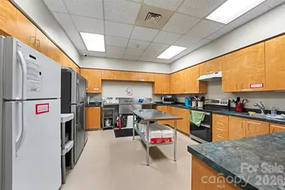 1855 6th Street SE, Hickory, NC 28602 - Photo 17