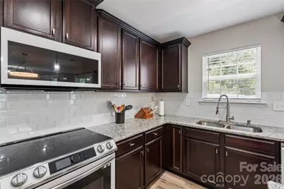 4707 McClure Road, Charlotte, NC 28216 - Photo 11