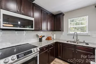 4707 McClure Rd, Charlotte, NC 28216 - Photo 11