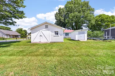 8418 Moores Chapel Road, Charlotte, NC 28214 - Photo 29