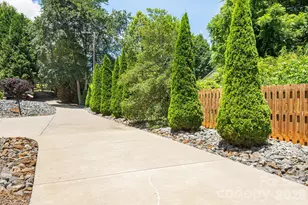 340 and 298 Apache Path, Marion, NC 28752 - Photo 21