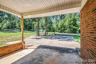 385 Eastview Dr, Bostic, NC 28018 - Photo 13