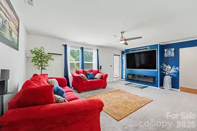204 Hidden Lakes Road, Statesville, NC 28677 - Photo 5