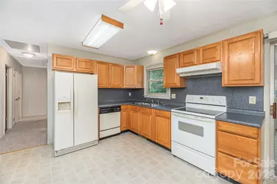 69 Emerald Lane, Hendersonville, NC 28792 - Photo 7