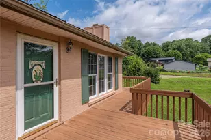 69 Emerald Ln, Hendersonville, NC 28792 - Photo 3