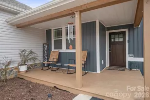 1544 Farmington Hills Dr, Conover, NC 28613 - Photo 1