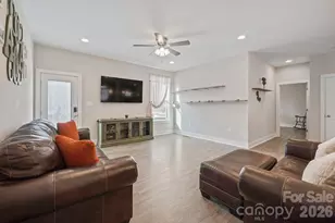 1544 Farmington Hills Dr, Conover, NC 28613 - Photo 13