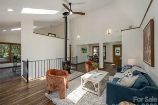 155 Crabapple Ln, Asheville, NC 28804 - Photo 7