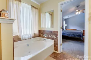3102 Scotch Moss Ct, Charlotte, NC 28269 - Photo 31