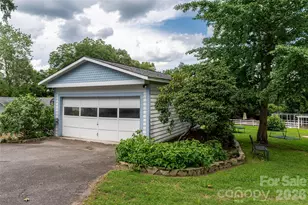 411 W Union St, Morganton, NC 28655 - Photo 39