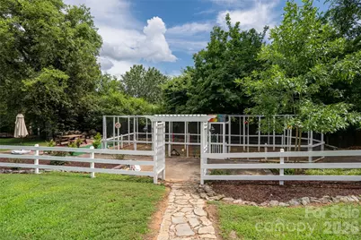 411 W Union Street, Morganton, NC 28655 - Photo 41