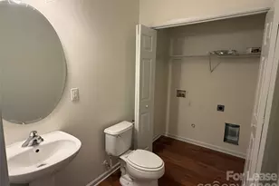 7033 Somerset Springs Dr, Charlotte, NC 28262 - Photo 3
