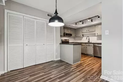 11128 Sevilla Court, Charlotte, NC 28226 - Photo 7