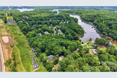 4739 Mountain Island Drive W, Charlotte, NC 28214 - Photo 43