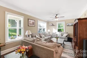 4739 Mountain Island Dr W, Charlotte, NC 28214 - Photo 9