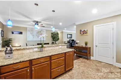 4739 Mountain Island Drive W, Charlotte, NC 28214 - Photo 17