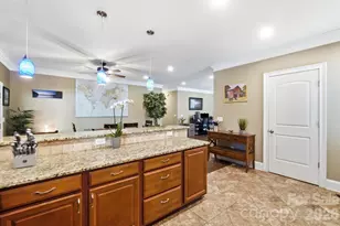 4739 Mountain Island Dr W, Charlotte, NC 28214 - Photo 17