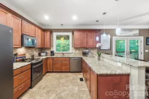 4739 Mountain Island Dr W, Charlotte, NC 28214 - Photo 15