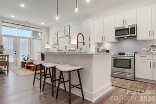 11936 N Community House Rd, Charlotte, NC 28277 - Photo 15