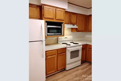 2536 Stradbrook Drive #B, Charlotte, NC 28210 - Photo 3