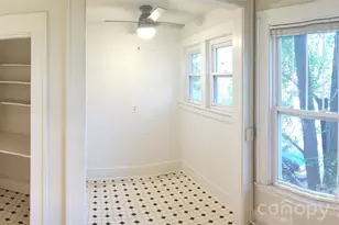 19 Saluda St, Asheville, NC 28806 - Photo 17