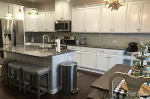 223 Butterfly Pl, Fort Mill, SC 29708 - Photo 7