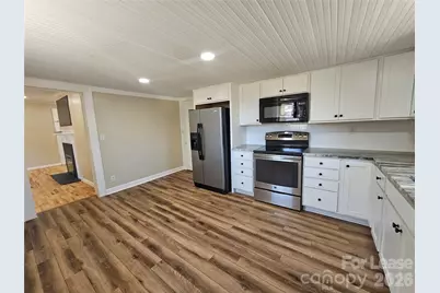 208 W Main Street, Lawndale, NC 28090 - Photo 5