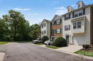 308 Langhorne Dr, Mount Holly, NC 28120 - Photo 3