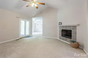 69 Mountain Ridge Ln, Fletcher, NC 28732 - Photo 7