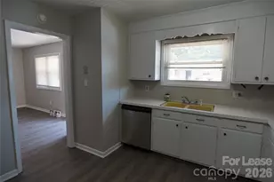 646 3rd St SE, Hickory, NC 28602 - Photo 5
